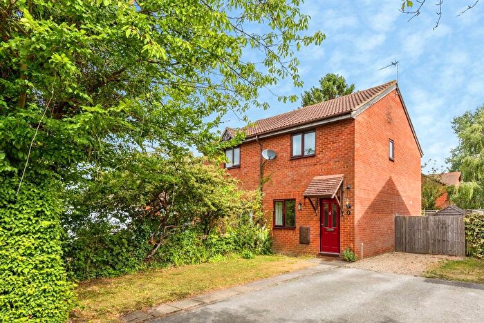 2 Bedroom Semi-Detached House For Sale In Sheldon Road, Ickford, Aylesbury, HP18