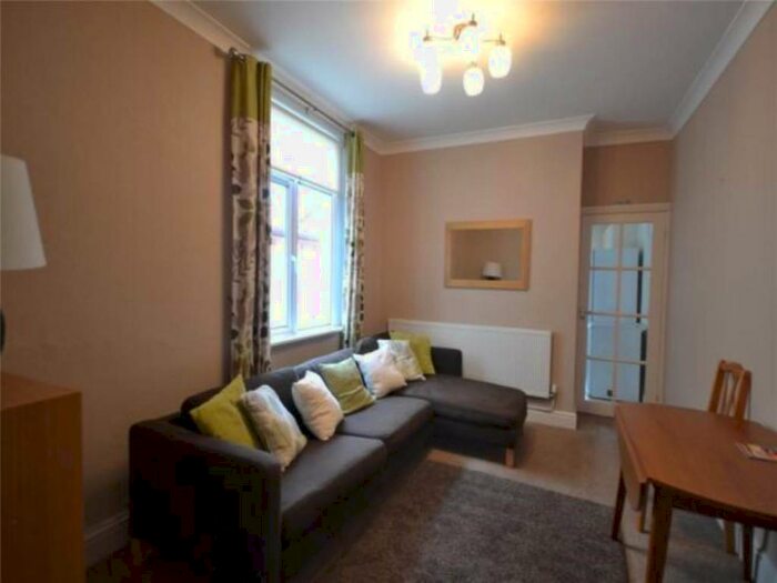 5 Bedroom House To Rent In Llanishen Street, Heath, Cardiff, CF14