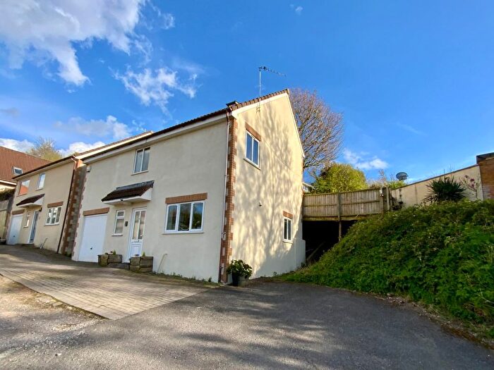 4 Bedroom Detached House For Sale In Dram Lane, St George, Bristol, BS5