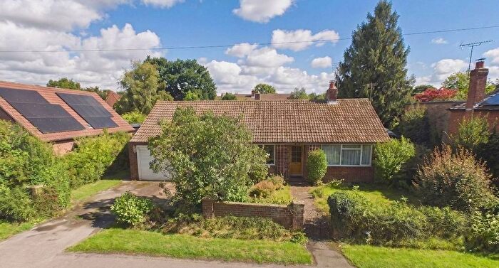 3 Bedroom Detached Bungalow For Sale In Front Road, Woodchurch, TN26