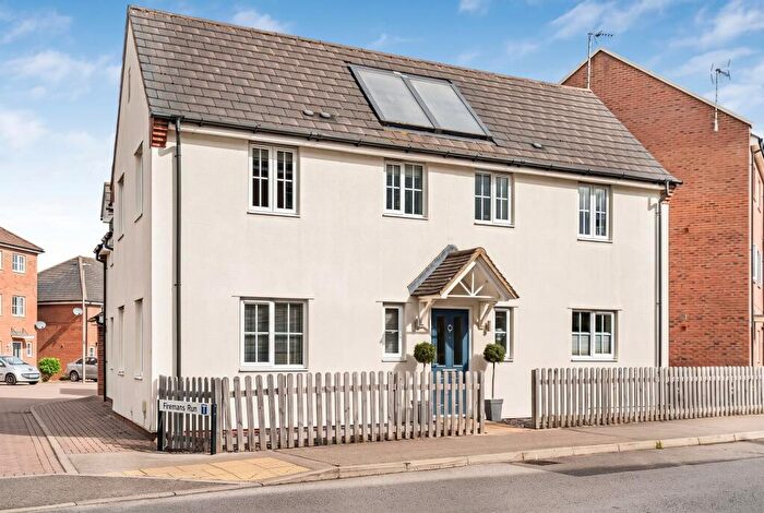 4 Bedroom Detached House For Sale In Greensand View, Woburn Sands, MK17