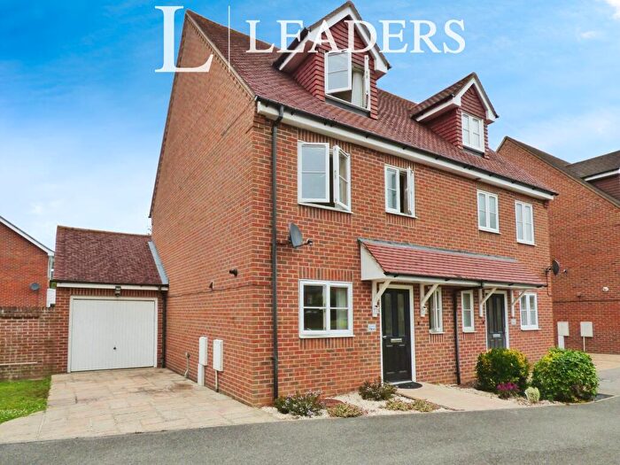 3 Bedroom Town House To Rent In Bramley Green, Angmering, BN16