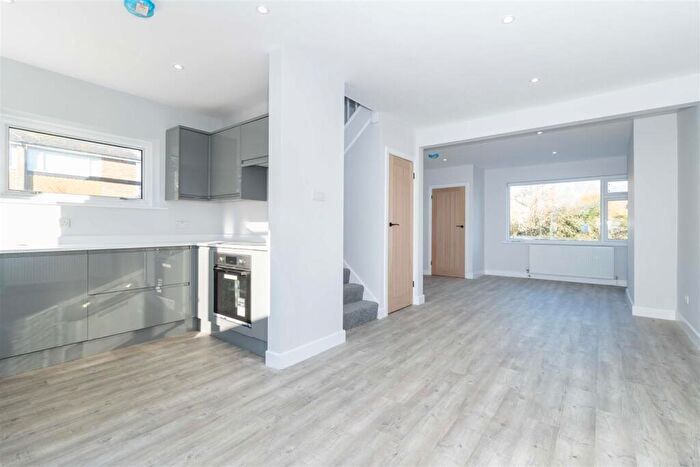 3 Bedroom House To Rent In Freshbrook Road, Lancing, BN15