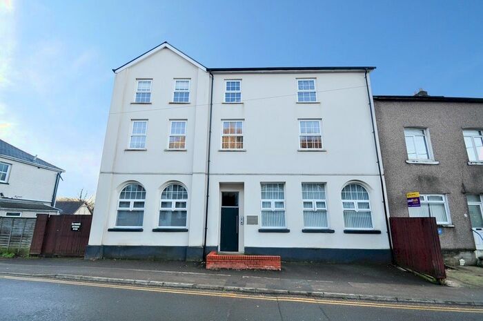 1 Bedroom Flat To Rent In Gladstone Street, Cross Keys, Newport, NP11