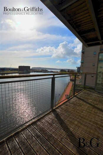 2 Bedroom Flat To Rent In Falcon Drive, Cardiff, CF10