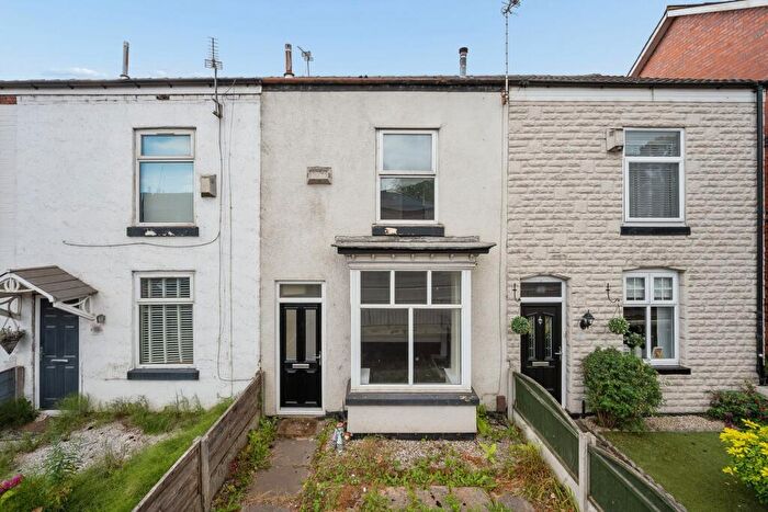 2 Bedroom Terraced House For Sale In Manchester Road, Worsley, | -Bed Terraced Home Close To Walkden Train Station, M28