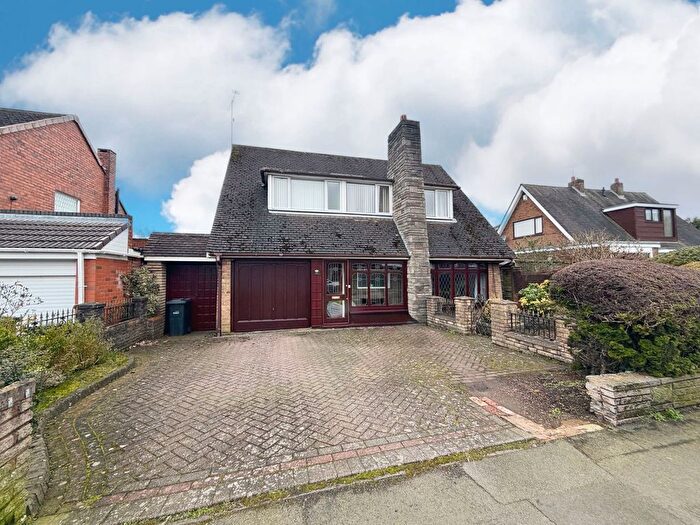 3 Bedroom Detached House For Sale In St. Georges Road, Netherton, Dudley, DY2