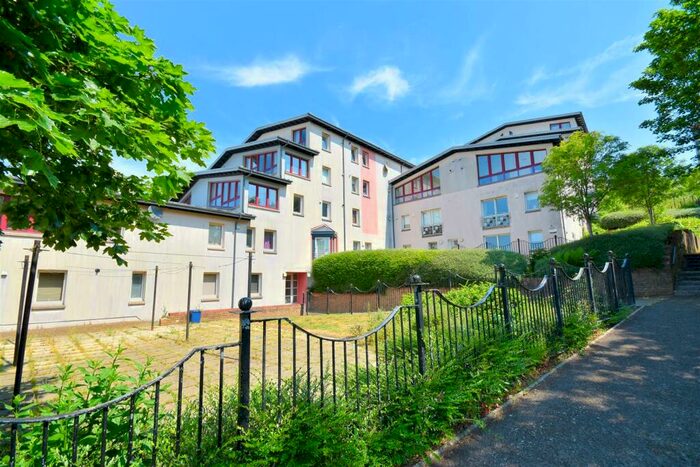 2 Bedroom Flat To Rent In Crown Avenue, Clydebank, G81