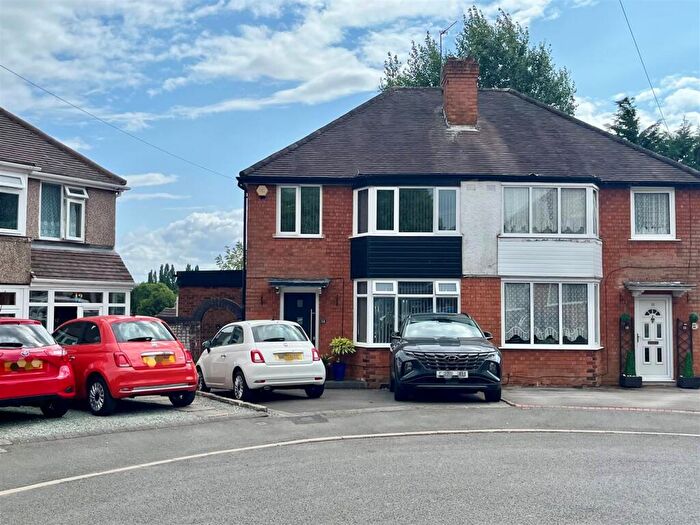 3 Bedroom Semi-Detached House For Sale In Bracadale Avenue, Erdington, Birmingham, B24