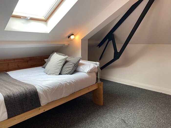 2 Bedroom House Of Multiple Occupation To Rent In Lower Avenue, Exeter, Devon, EX1