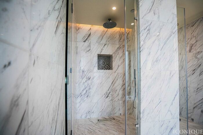 5 Bedroom Flat For Sale In Bondway, London, SW8