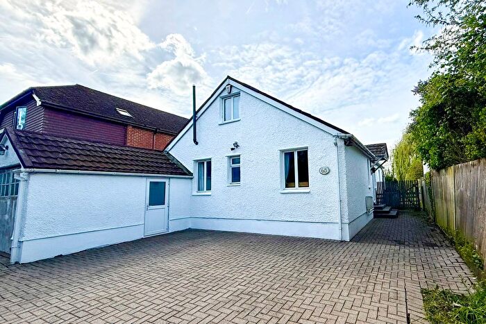 4 Bedroom Detached House For Sale In Wraysbury, Berkshire, TW19