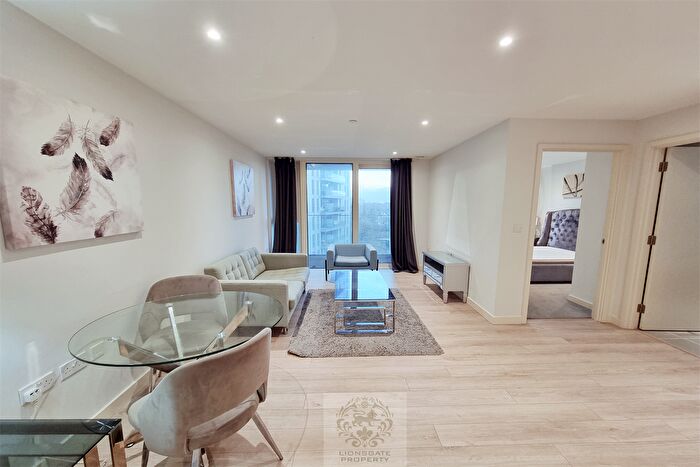 1 Bedroom Flat To Rent In Newnton Close, Hackney, N4