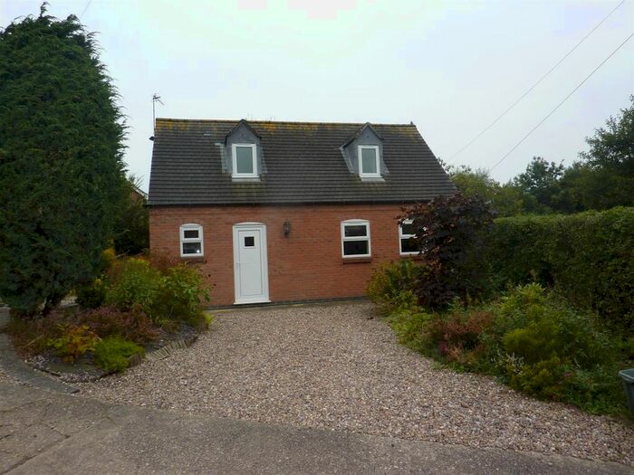 1 Bedroom Mews House To Rent In Blackbird Cottage, A Brook Street, Hartshorne, Swadlincote, Derbyshire, DE11