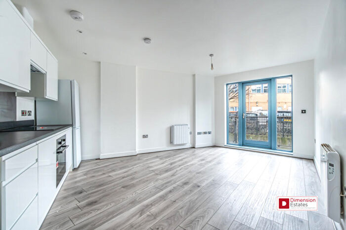 2 Bedroom Apartment To Rent In Woodmill Road, Upper Clapton, London, Hackney, E5