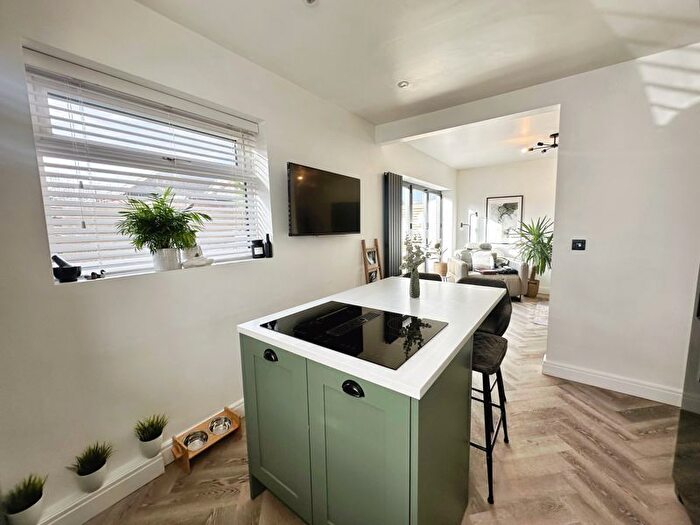 2 Bedroom Semi-Detached Bungalow For Sale In Holden Avenue, Bury, BL9