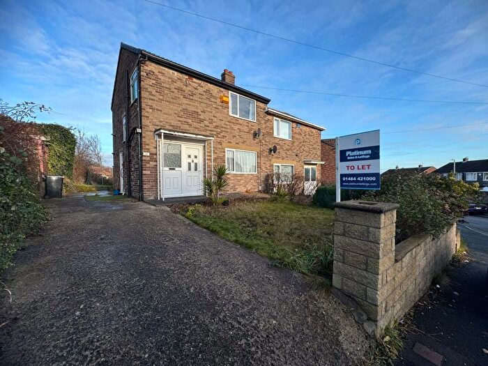 3 Bedroom Semi-Detached House To Rent In Pateley Crescent, Huddersfield, HD2