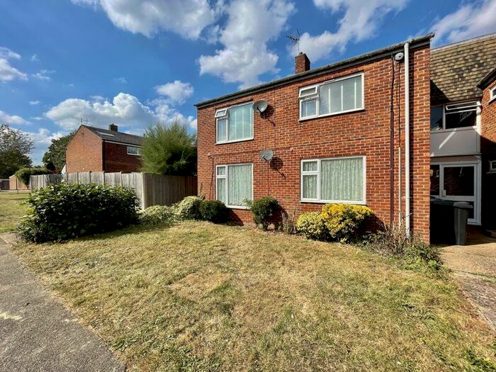 1 Bedroom Flat To Rent In Woodcroft, Harlow, CM18