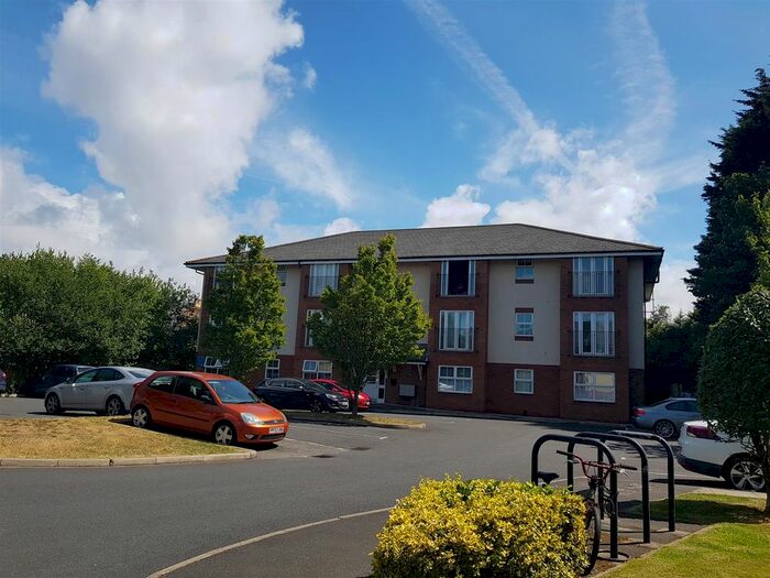 1 Bedroom Flat To Rent In Hillcrest Court, Wallasey, CH44