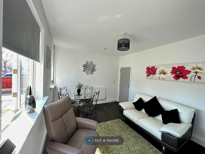 4 Bedroom Semi-Detached House To Rent In Harvey Road, Derby, DE24