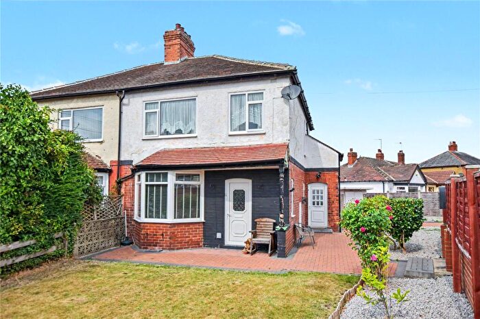 3 Bedroom Semi-Detached House For Sale In Willow Crescent, Leeds, West Yorkshire, LS15