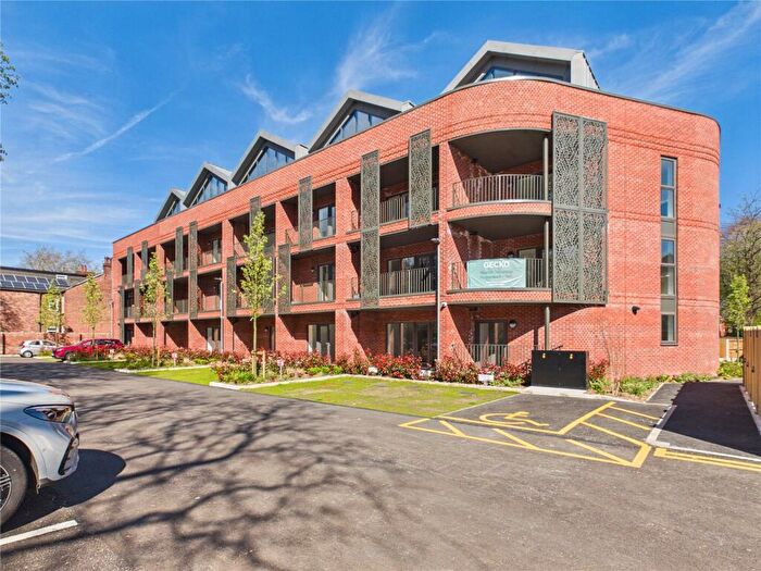 1 Bedroom Apartment For Sale In Cross Road, Manchester, Greater Manchester, M21