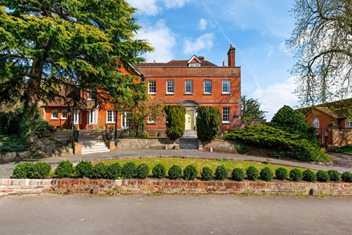 8 Bedroom Detached House For Sale In Castle Hill, Farnham, GU9