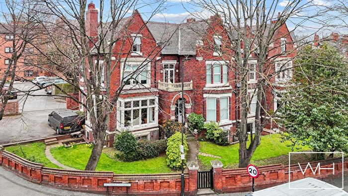 2 Bedroom Flat For Sale In Victorian Crescent, Doncaster, DN2