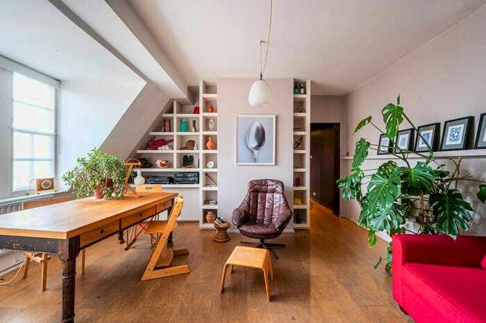 1 Bedroom Flat To Rent In Montclare Street, Shoreditch, London, E2