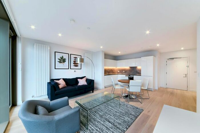 2 Bedroom Flat To Rent In Commodore House, Royal Wharf, E16