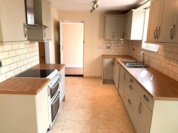 3 Bedroom Semi Detached House To Rent In North End Road, Yapton, BN18