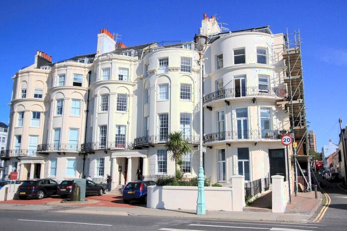 2 Bedroom Flat To Rent In Marine Parade, Brighton, BN2