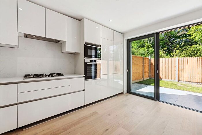 3 Bedroom Terraced House For Sale In Hardel Rise, Tulse Hill, SW2
