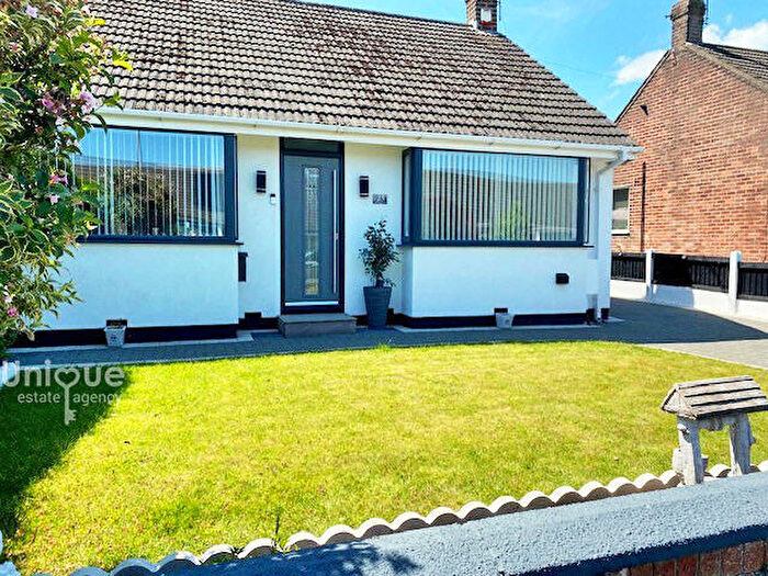 2 Bedroom Bungalow For Sale In Tarnbrick Avenue, Freckleton, PR4