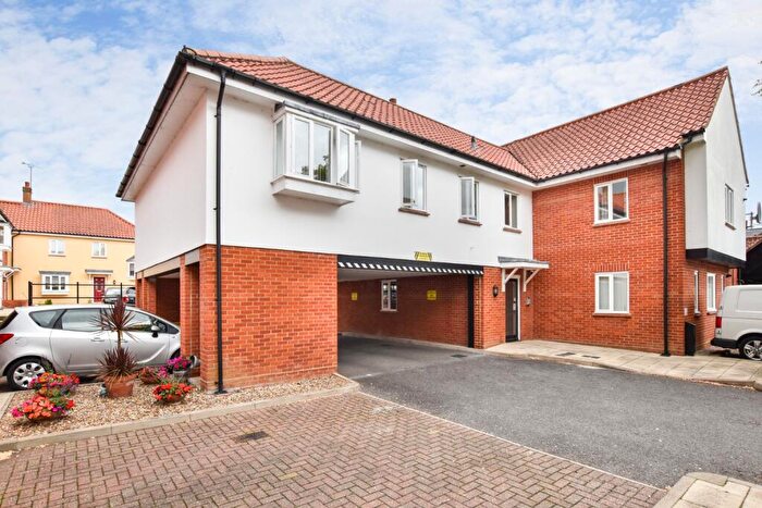 2 Bedroom Apartment For Sale In Tait Mews, Maldon, CM9