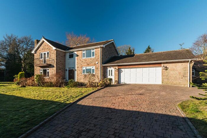 4 Bedroom Detached House For Sale In Bents Crescent, Sheffield, S11