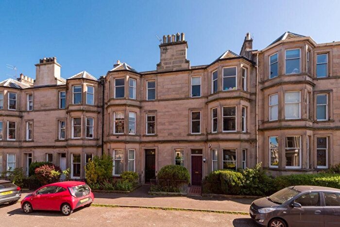 2 Bedroom Flat To Rent In Comely Bank Road, Edinburgh, EH4