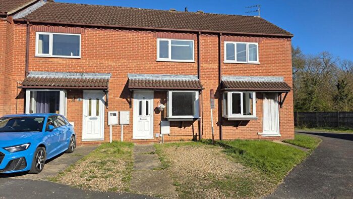2 Bedroom Terraced House For Sale In Summerfield Drive, Sleaford, NG34