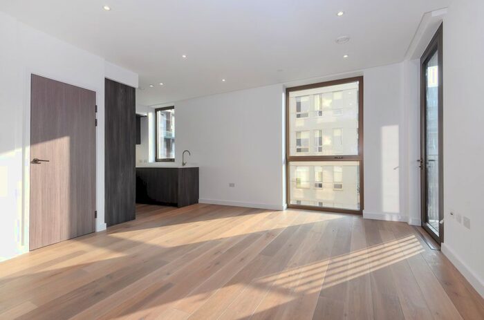 1 Bedroom Flat To Rent In The Fulmar, Reminder Lane, Lower Riverside, Greenwich Peninsula SE10