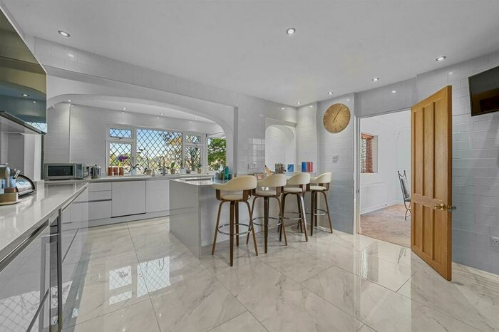 4 Bedroom Detached House For Sale In St. Osyth, Essex, CO16