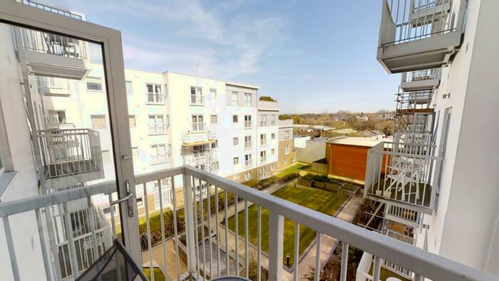 1 Bedroom Apartment To Rent In Austen House, Station View, Friary And St Nicolas, GU1