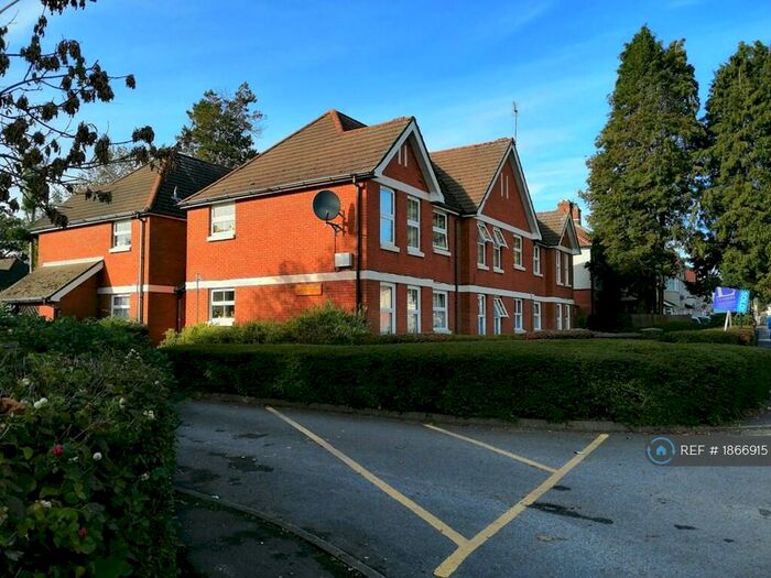 1 Bedroom Flat To Rent In Sandringham Court, Southampton, SO15