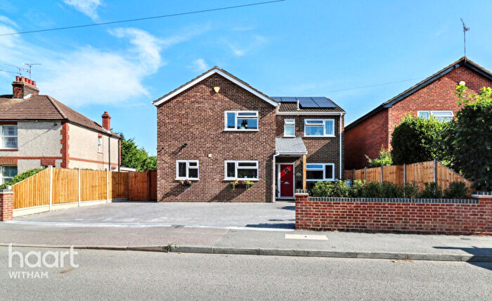 5 Bedroom Detached House For Sale In Cross Road, Maldon, CM9