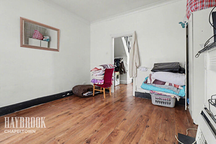 3 Bedroom Terraced House For Sale In Popple Street, Sheffield, S4