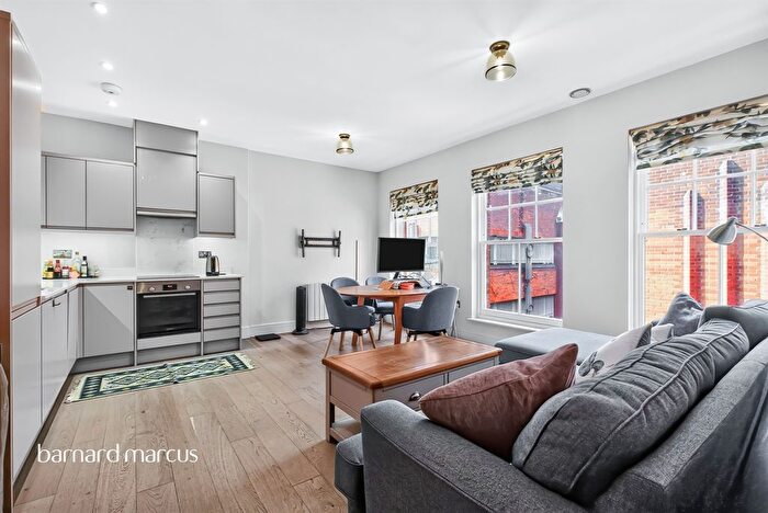 1 Bedroom Flat For Sale In The Broadway, London, W5