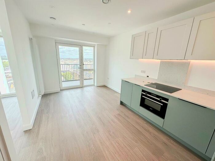 Studio To Rent In Galleria House, Western Gateway, London, E16