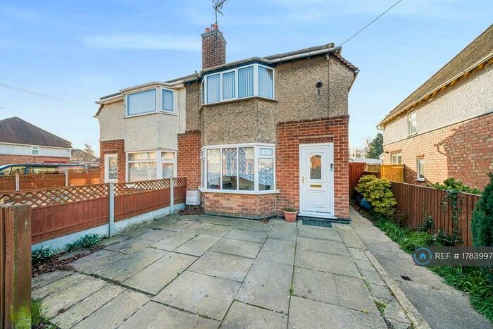 3 Bedroom Semi-Detached House To Rent In Hannam Boulevard, Spalding, PE11