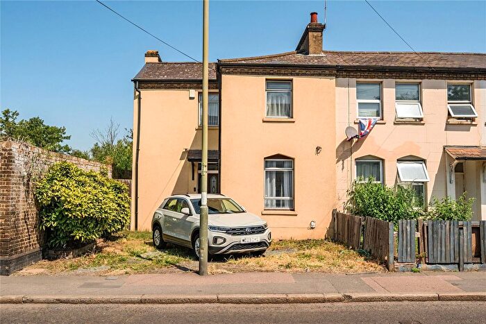 3 Bedroom Semi Detached House For Sale In Homesdale Road, Bromley, BR1