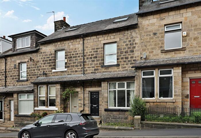 2 Bedroom Terraced House For Sale In Rose Avenue, Horsforth, LS18