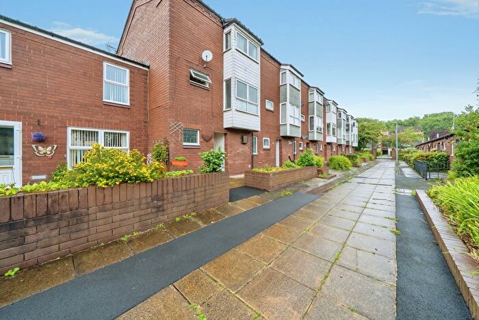 2 Bedroom End Terrace House For Sale In Heather Close, Birchwood, Warrington, Cheshire, WA3